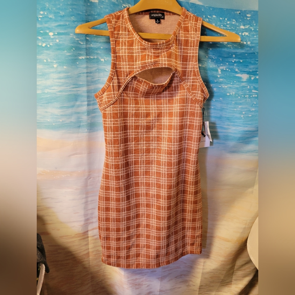 Originality NWT Rust Color Plaid‎ Mini Dress With Cut Out Size Small